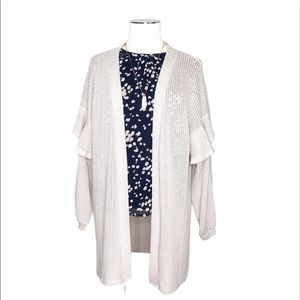 New POTTER’S POT Ruffle Sleeve Open Knit Long Cardigan Oatmeal Cream Sz L